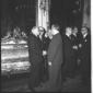 Gronchi stringe la mano ad Ambrosini. Piano americ ...