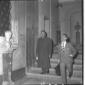 Aldo Moro ripreso mentre esce dalla sede di Piazza ...