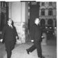 Sullo e Bosco nel cortile di palazzo Chigi - total ...