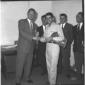 Ripresi in occasione di una premiazione, forse di  ...