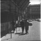 Fanfani con un collega passeggiano in piazza Monte ...
