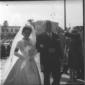 Ripresa la sposa all'arrivo sottobraccio al padre( ...