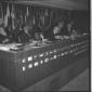 Tavolo degli oratori durante l'assemblea alla FAO; ...