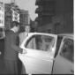 Alfio Di Grazia entra in auto; autista gli tiene a ...