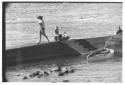 Ingrid Bergman su un molo a Santa Marinella con i  ...