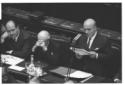 Fanfani durante il suo intervento alla Camera; acc ...