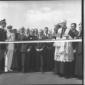 Un alto prelato benedice l'inaugurazione del tratt ...