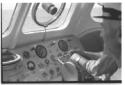 Il comandante in cabina di pilotaggio dell'aliscaf ...