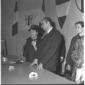 Elisabetta Conci e Aldo Moro al tavolo dei relator ...
