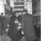 Il cardinale Alfredo Ottaviani si reca a dare l'ul ...