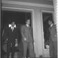 Aldo Moro ripreso al termine della riunione all'us ...