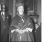 Il cardinale Ottaviani nella chiesa della Madonna  ...