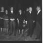 Il Cancelliere tedesco Ludwig Erhard con un diplom ...