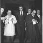 Antonio Giolitti, attorniato dai giornalisti all'u ...