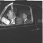 Aldo Moro in una automobile - piano medio