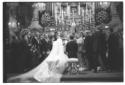 Wanda Pella e Franco Rav� all'altare durante la ce ...