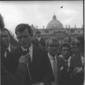 Il senatore Edward Kennedy ripreso in piazza San P ...