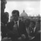 Il senatore Edward Kennedy ripreso in piazza San P ...