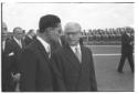 Il re thailandese Bhumibol Adulyadej all'aeroporto ...