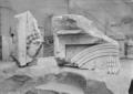 Pezzi archeologici - Due frammenti di ri ...