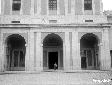Chiesa di Tre Ponti, porticato sulla facciata prin ...