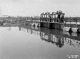 Sostegno attraverso il canale Acque Medie a valle  ...