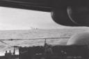 Due unità navali viste da un'altra nave  ...