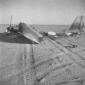 Aeroplano inglese distrutto a terra